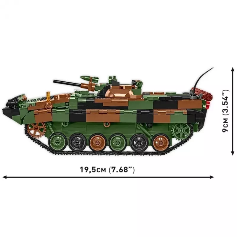 Set de bloques Cobi Armed Forces BWP-1 2630 — set modelo del vehículo de combate de infantería anfibio polaco-ucraniano