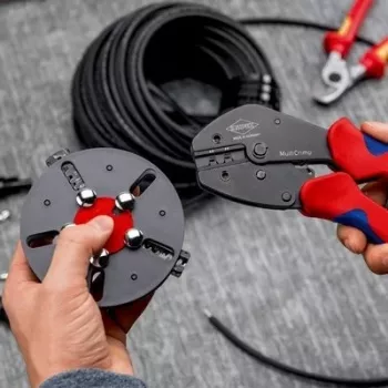 Herramienta de crimpar Knipex 97 33 03 MultiCrimp para conectores fotovoltaicos MC4 y MC4 EVO2