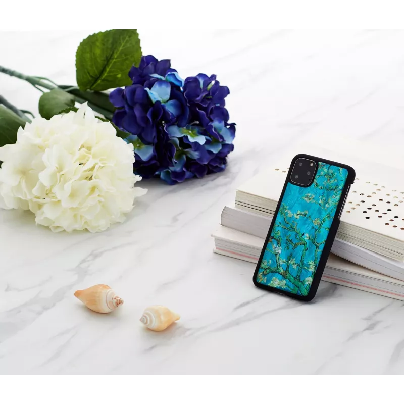Funda protectora iKins para iPhone 11 Pro Max – Almond Blossom Negro