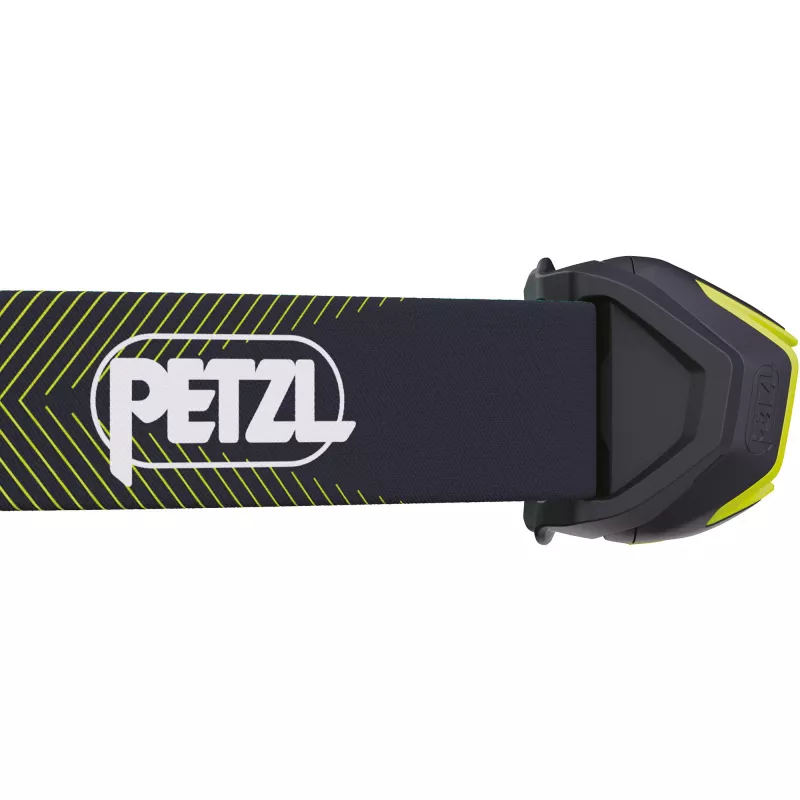 Lámpara Petzl E065AB03 Actik Core Verde (E065AB03)