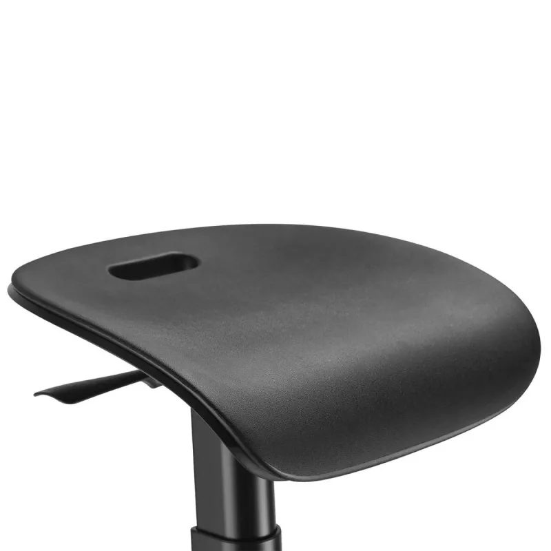 Silla ergonómica MACLEAN MC-872 — regulable en altura, con mecanismo basculante