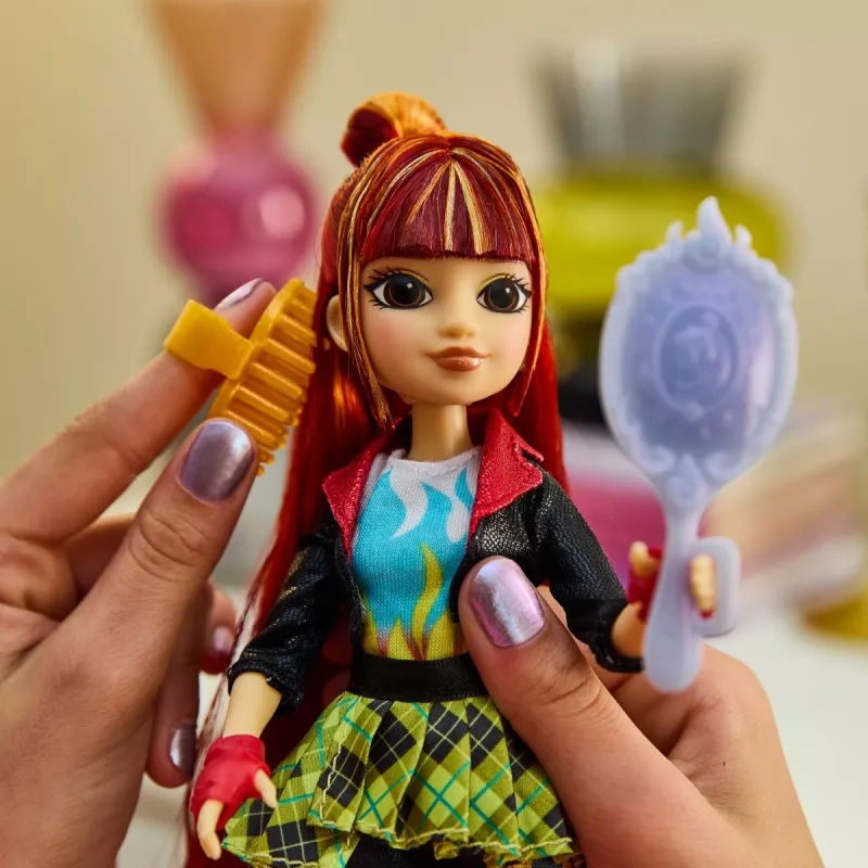 Muñeca Unicorn Academy Fashion Valentina