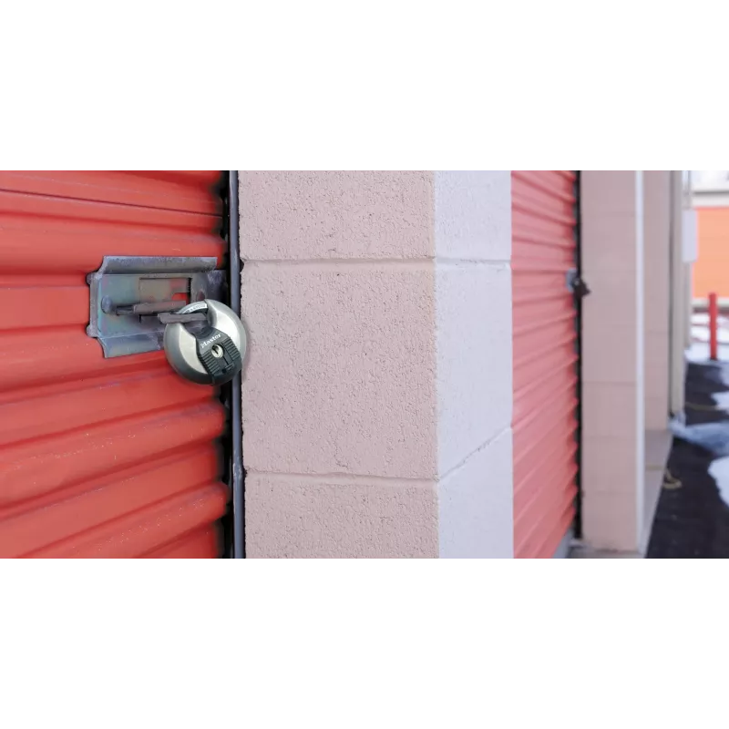 Candado de disco MASTER LOCK 70 mm Excell acero inoxidable, arco cubierto, con llave diferente