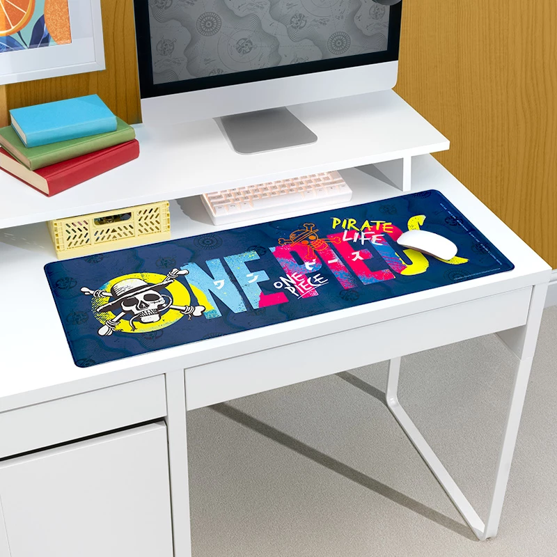 Alfombrilla de escritorio Paladone One Piece – gran protector de escritorio de tela para teclado y ratón