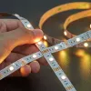 Tira LED Vention PAAWJ RGB 5 m USB 5V con mando a distancia IR, montaje con cinta adhesiva de doble cara