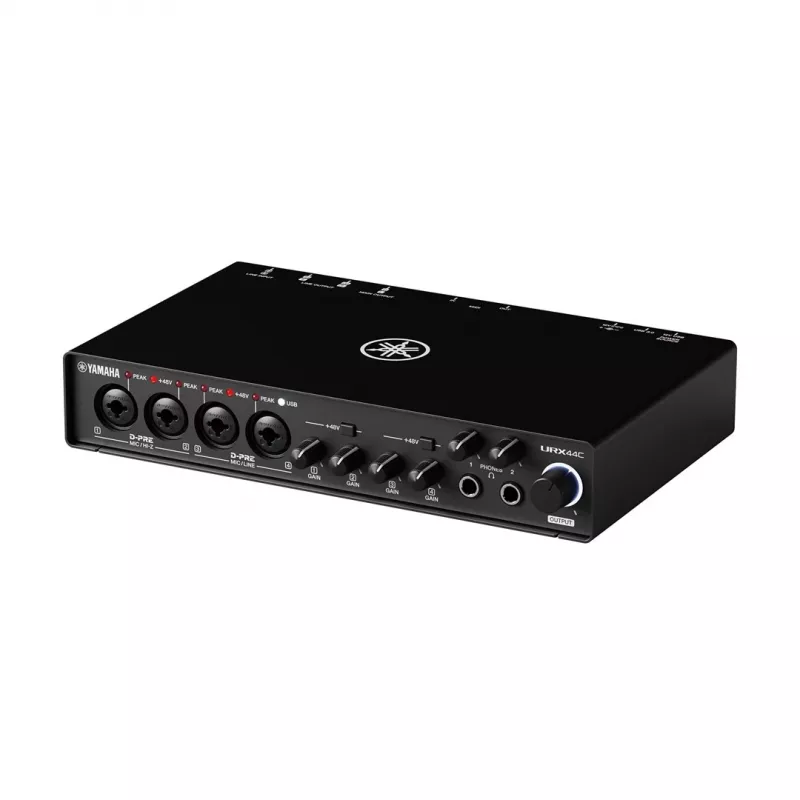 Interfaz de audio/MIDI YAMAHA URX44C – conectividad USB de audio y MIDI compacta