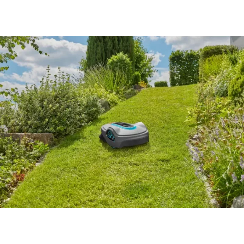 Cortacésped robot Gardena 15108-35 SILENO life 1500 m²