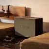 Altavoz inalámbrico MARSHALL Woburn III Marrón — Multiroom, Bluetooth, Wi‑Fi, entradas analógicas