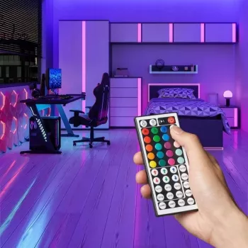 Barra de luz LED Vention PAEWH 2 m, alimentación USB 5 V, RGB con mando a distancia IR, montaje con cinta adhesiva de doble cara