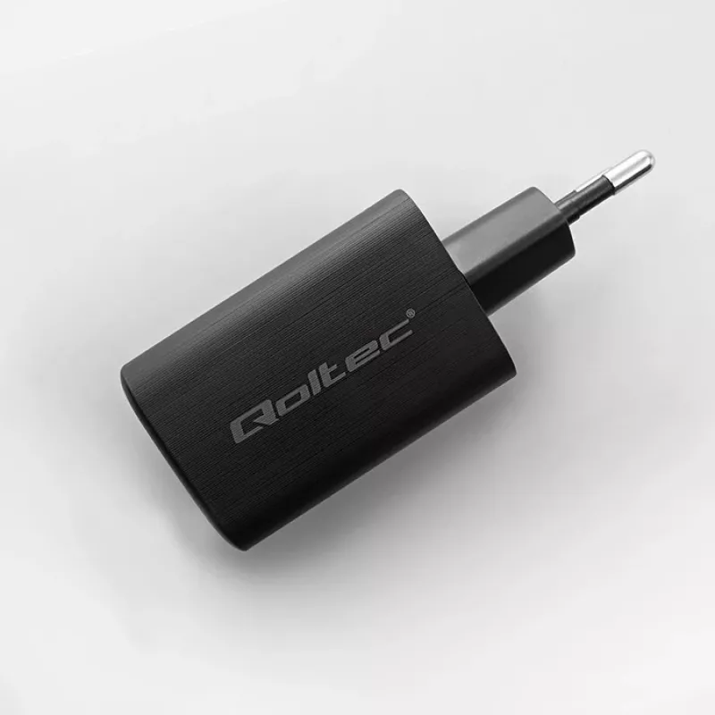 Qoltec 50766 cargador para dispositivos móviles portátil, consola portátil, batería externa, smartphone, smartwatch, tablet negro de carga rápida CA para interiores