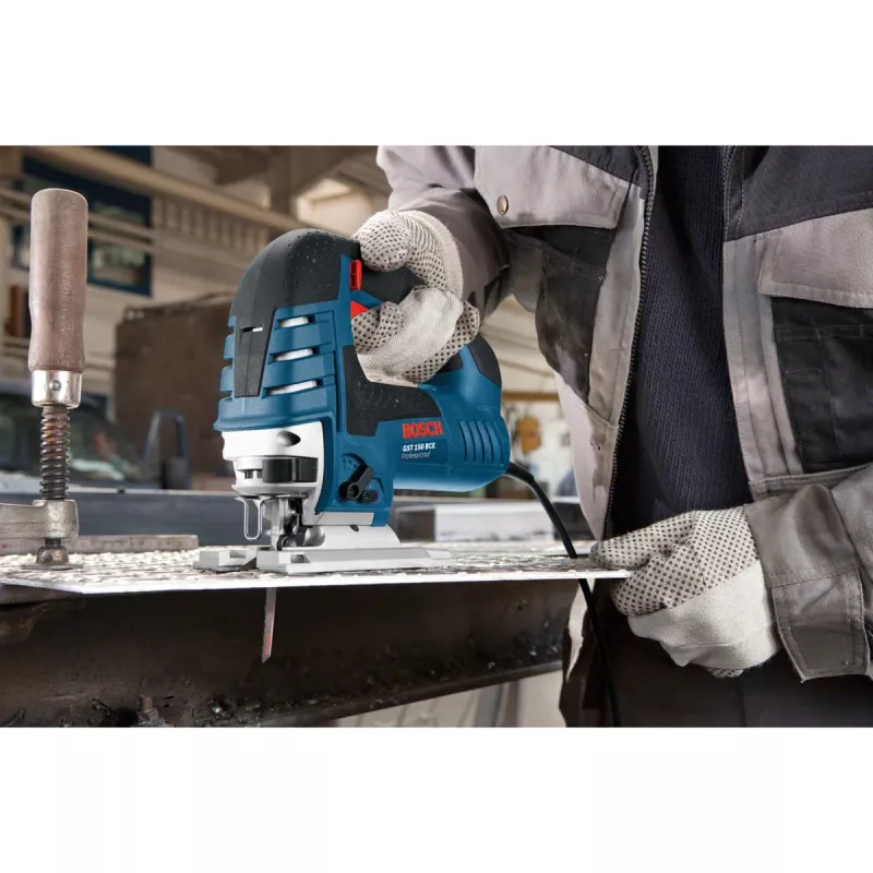 Bosch GST 150 BCE sierra de calar 780 W 2,7 kg