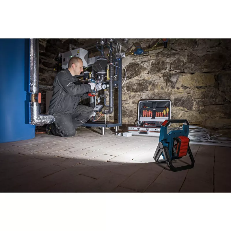 Lámpara de trabajo Bosch GLI 18V-1900 Professional