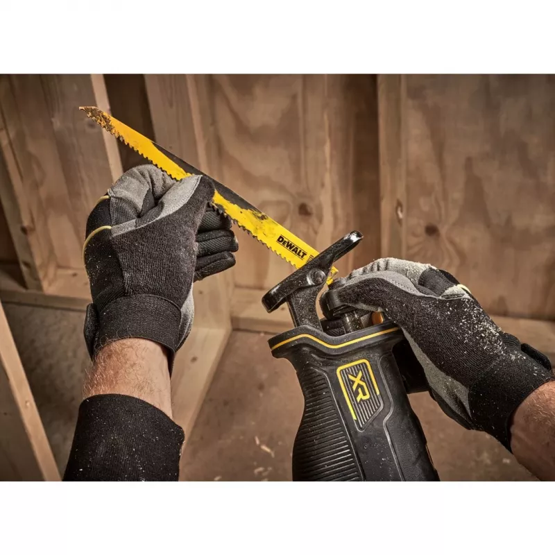 DeWALT DCS382N-XJ sierra de sable