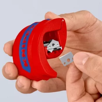 KNIPEX cortatubos manual para PVC y manguitos de sellado