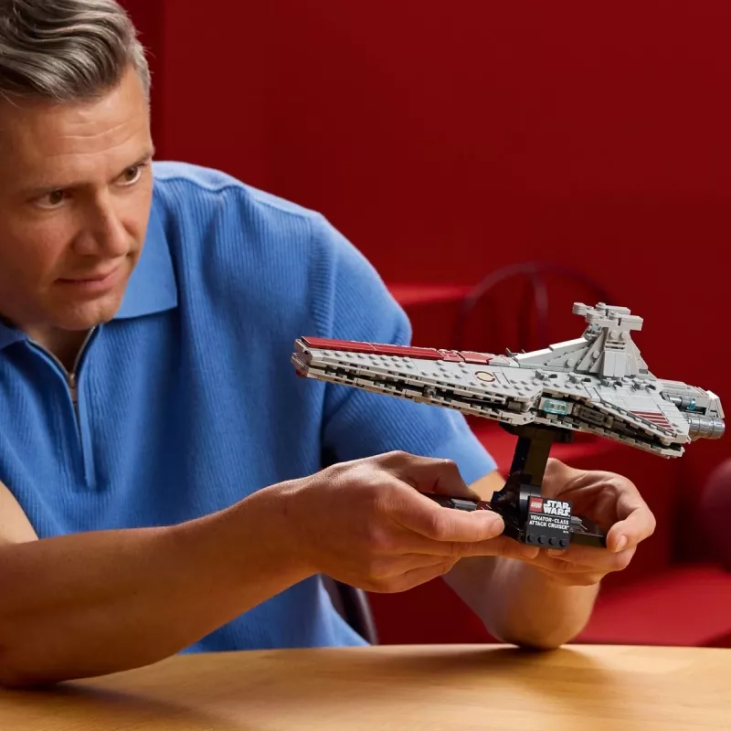 LEGO STAR WARS 75441 Crucero de asalto clase Venator