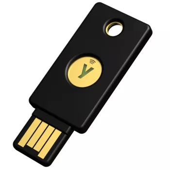 Llave de seguridad Yubico YubiKey 5 NFC FIPS, USB-A, negra
