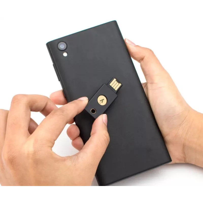 Yubico YubiKey 5 NFC FIPS Llave de seguridad, USB-A, negro