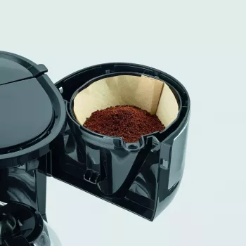 Cafetera de filtro SEVERIN KA 4808 — 4 tazas, 750 W, Jarra de cristal, Carcasa de acero inoxidable, Parada antigoteo