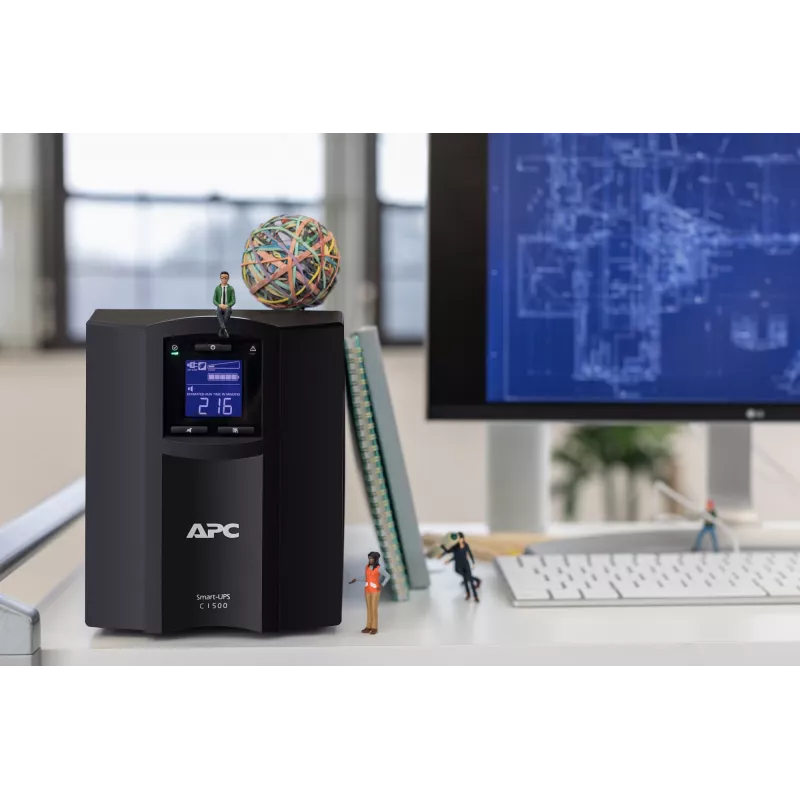 APC Smart-UPS SMC1500IC - 8x C13, USB, SmartConnect, 1500VA, Line-Interactive, 1,5 kVA, 900 W, senoidal, 170 V, 300 V