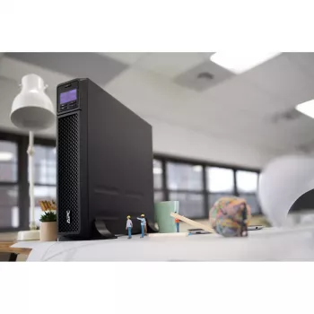 APC Smart-UPS On-Line, 1500VA/1500W, torre, 230V, 6x salidas IEC C13, SmartSlot, autonomía ampliada, sin kit de raíles