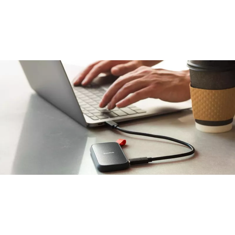 Unidad de estado sólido externa SanDisk 1 TB USB Type-C 3.2 Gen 2 SDSSDE30-1T00-G26