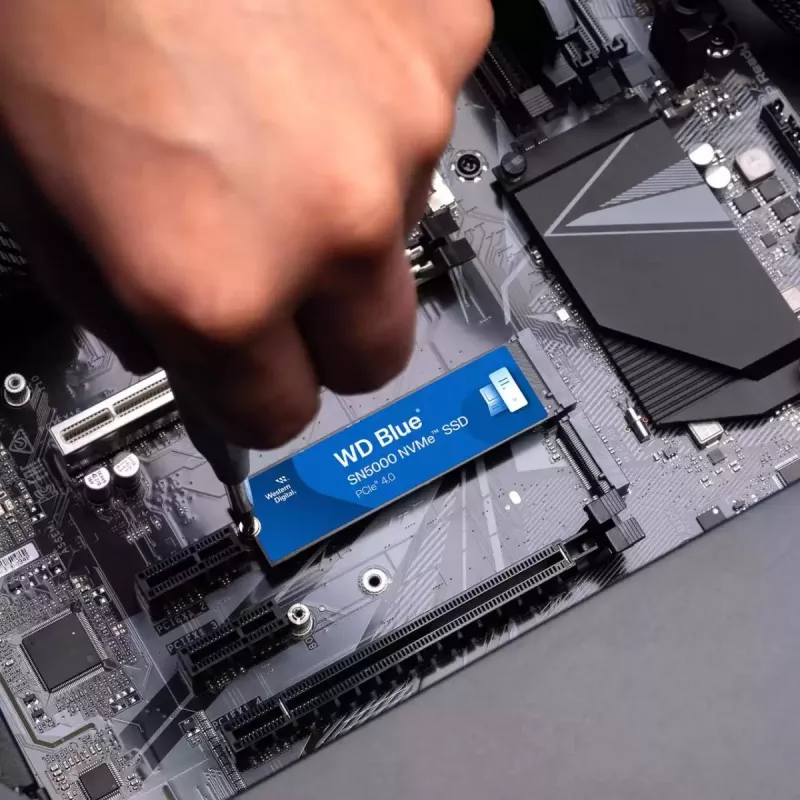 Unidad SSD Western Digital 500GB M.2 PCIe Gen4 Blue SN5000