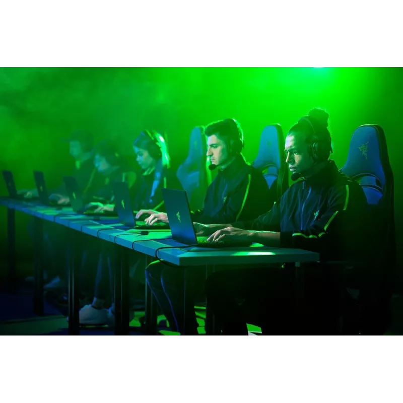 Auriculares RAZER Blackshark V2 Pro (2023) - inalámbricos - negro