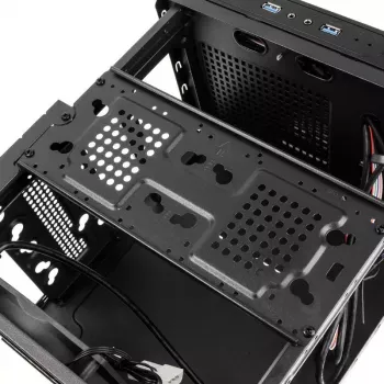 Caja de PC Kolink SATELLITE Cube negra