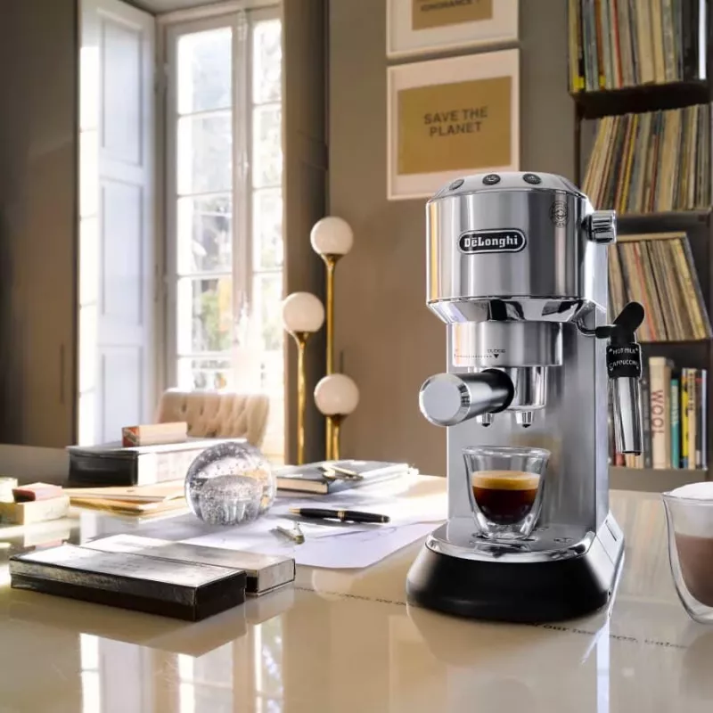 Cafetera espresso semiautomática De’Longhi Dedica Style EC685.M 1,1 L