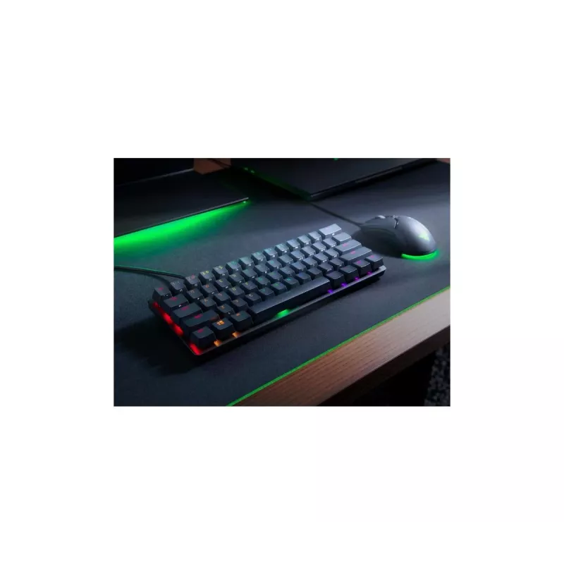 Teclado mecánico gaming Razer Huntsman Mini, formato mini, QWERTY US International, interruptores ópticos, con cable USB, negro