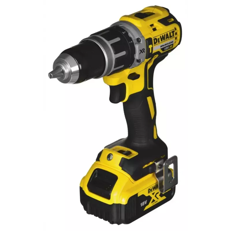 Set de herramientas combinadas a batería DeWalt DCK266P2T — 18V, 2 baterías de 5.0Ah, atornillador de impacto y taladro percutor, cargador, maletín
