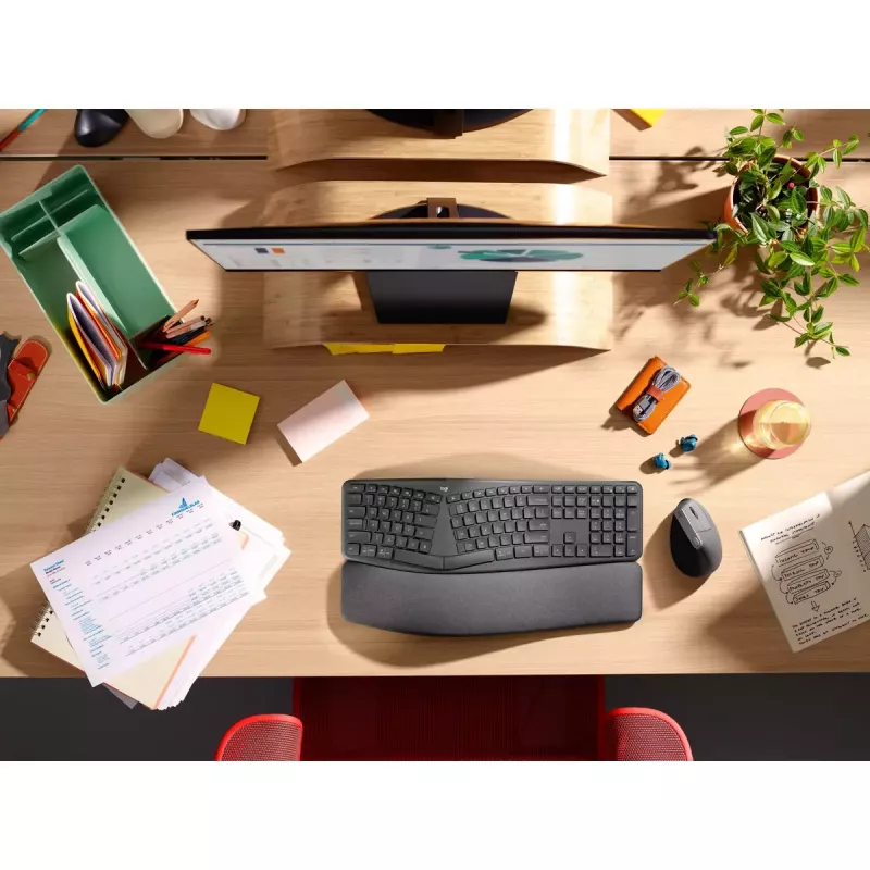 LOGITECH Ergo K860 - Teclado inalámbrico dividido Business Graphite Qwerty Pan Nordic