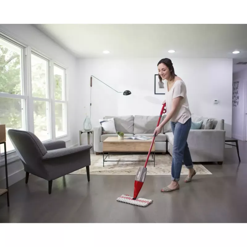 Fregona VILEDA Spray Max microfibra en seco y húmedo — cabezal de plástico, depósito de agua de 0,6 l, antibacteriana, blanco/rojo