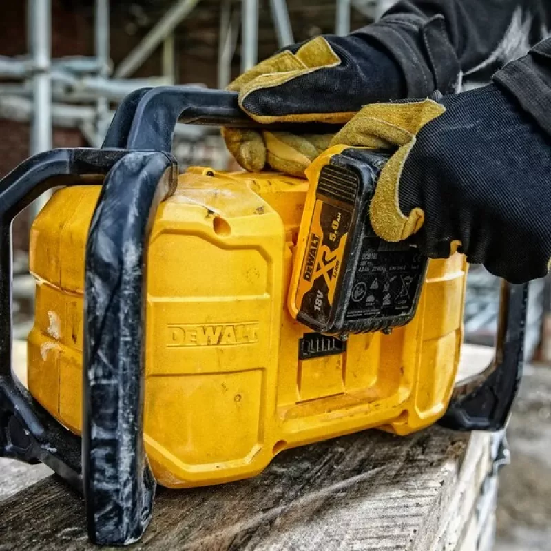 Radio portátil DeWALT DCR029-QW DAB FM, alimentación por red/CC, Bluetooth, función de carga USB, pantalla, negro/amarillo