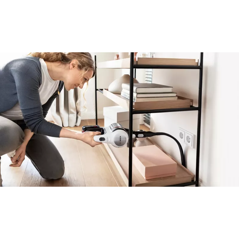 Aspirador de batería Bosch BCS711XXL con cepillo eléctrico, limpieza en seco, sin bolsa, 0,3 l, blanco, 3 Ah