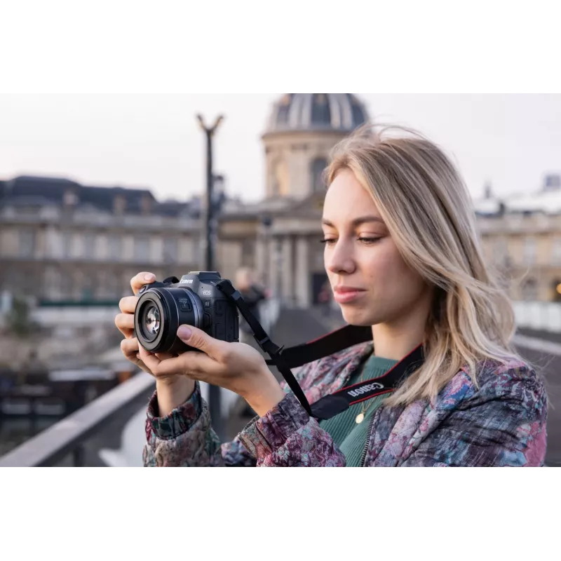 Canon EOS R8 + RF 24-50mm F4.5-6.3 IS STM Kit, 24,2 MP, 6000 x 4000 píxeles, CMOS, 4K Ultra HD, pantalla táctil, negro