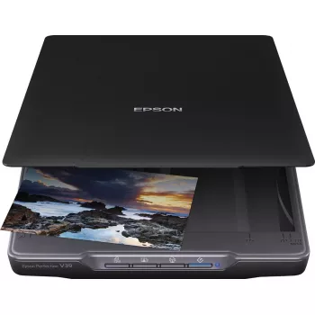Escáner de mesa Epson Perfection V39II — A4, 4800 x 4800 DPI, CIS, alimentado por USB, Negro