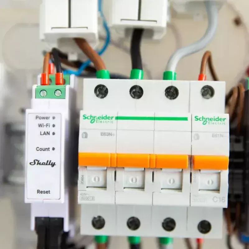 Medidor de consumo eléctrico Shelly Pro 3EM AC 120 A 50-60 Hz