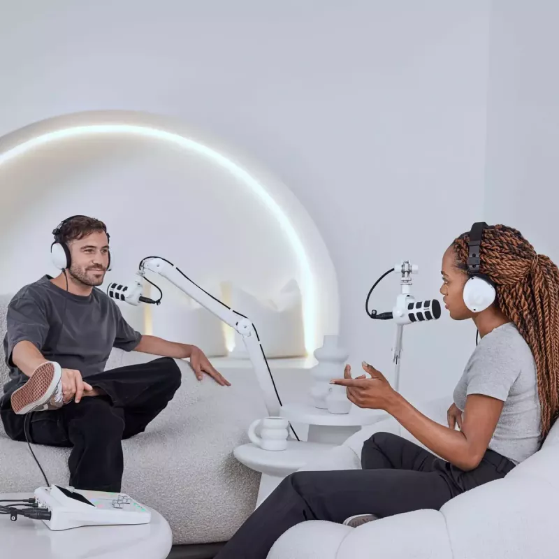 Interfaz de audio Rode RodeCaster Duo blanco – Consola de podcasting USB de 2 canales con mezclador y previos