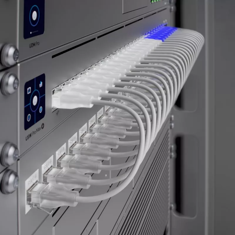 UBIQUITI NETWORKS UniFi Switch USW-PRO-MAX-24 24 puertos PoE++