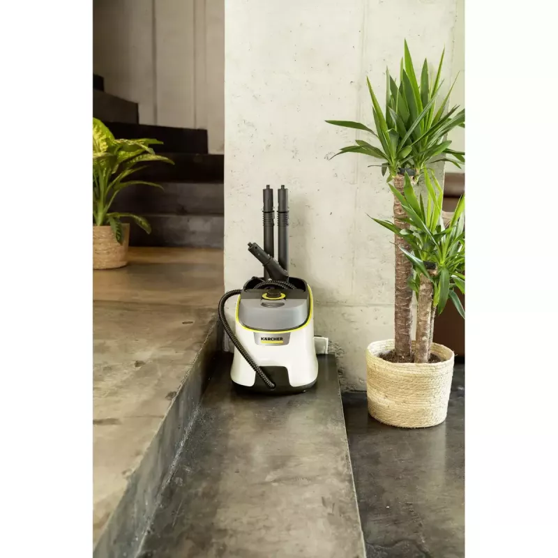 Limpiador a vapor Kärcher SC 4 Deluxe — capacidad del depósito 1,3 L, 2200 W, 4 bar de presión de vapor