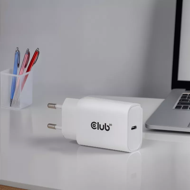 Cargador USB‑C pack de 2 CLUB3D CAC-3020, 30 W en total, blanco