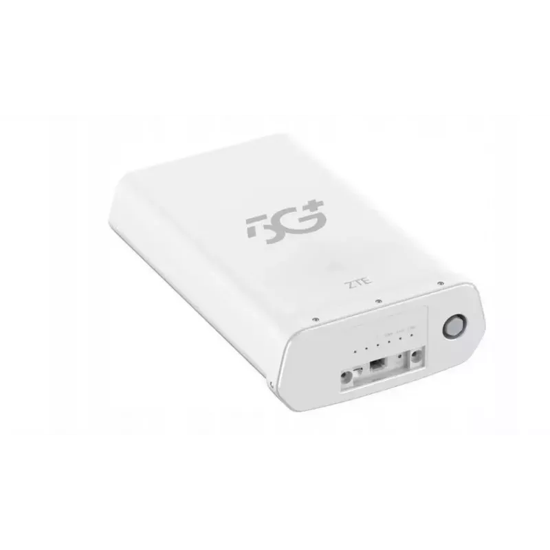 ZTE MC889A Pro 5G router de exterior (ODU), 2,5 GbE RJ-45, PoE, Wi-Fi 7 (802.11be), Nano SIM, IP68, blanco