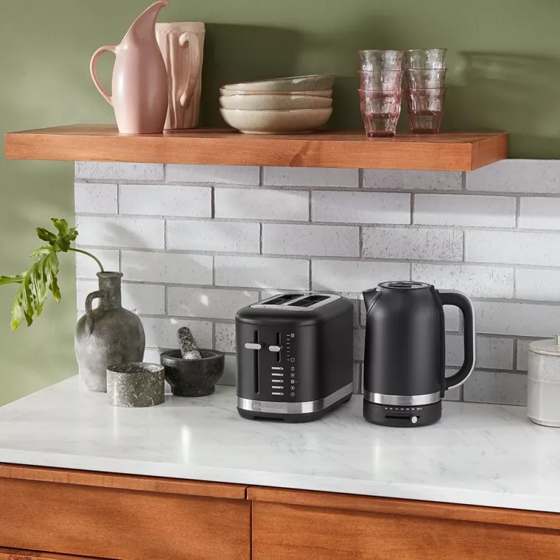 KitchenAid 5KEK1701EBM Hervidor 1,7 l 2400 W Negro
