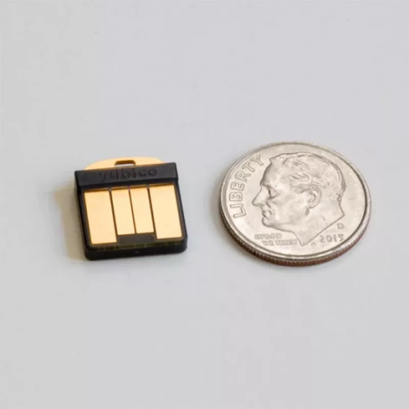 Llave de seguridad Yubico YubiKey 5 Nano