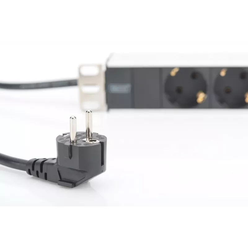 DIGITUS PDU de aluminio 1U, montable en rack potencia nominal: 16A, 4000W, 250VAC 50/60Hz, 8 tomas de seguridad