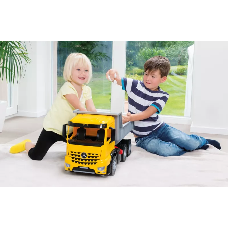 Lena GIGA TRUCKS Volquete Arocs