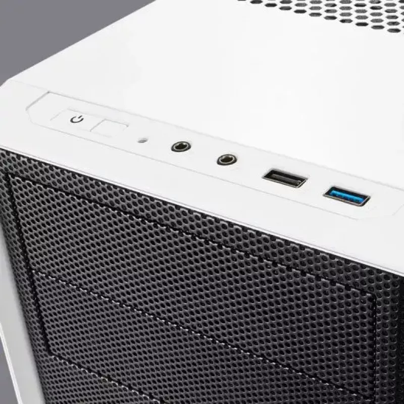 Caja de PC Fractal Design Focus G Midi Tower negra