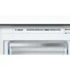 Congelador integrable Bosch Serie 6 GIV11AFE0 — 72 l, control táctil, pantalla LED, puerta reversible, 36 dB