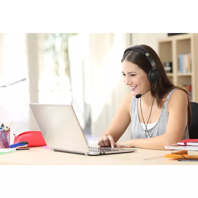 Auriculares con micrófono Kensington Classic USB-C, con cable, llamadas/música, auriculares, Negro